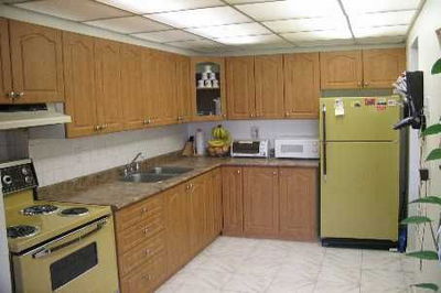 Unit 103 — 49 Silverstone Dr, Toronto - Mount Olive-Silverstone-Jamestown image-0-4