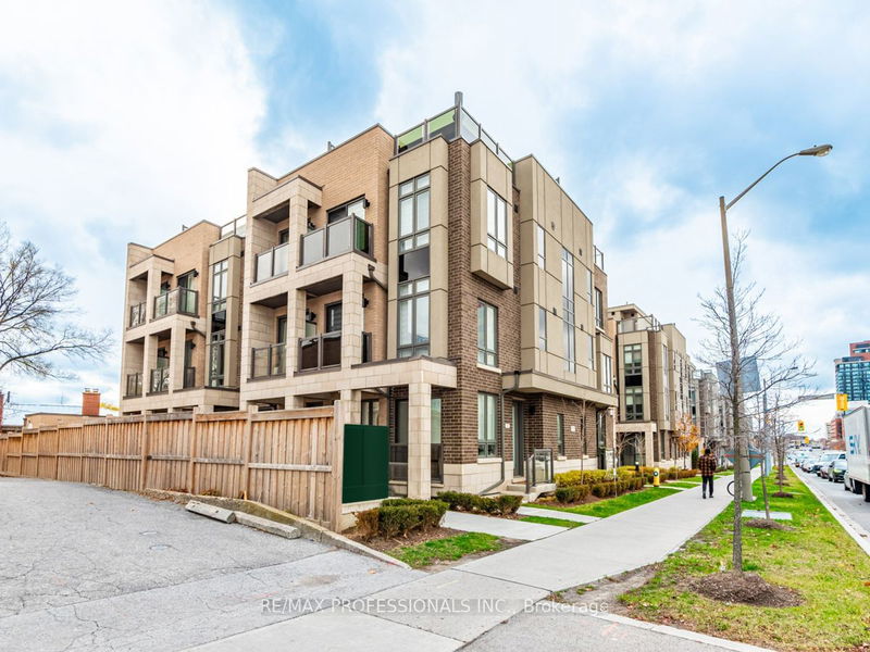 713 Lawrence Ave W #4, Toronto, Ontario (MLS W11825021)