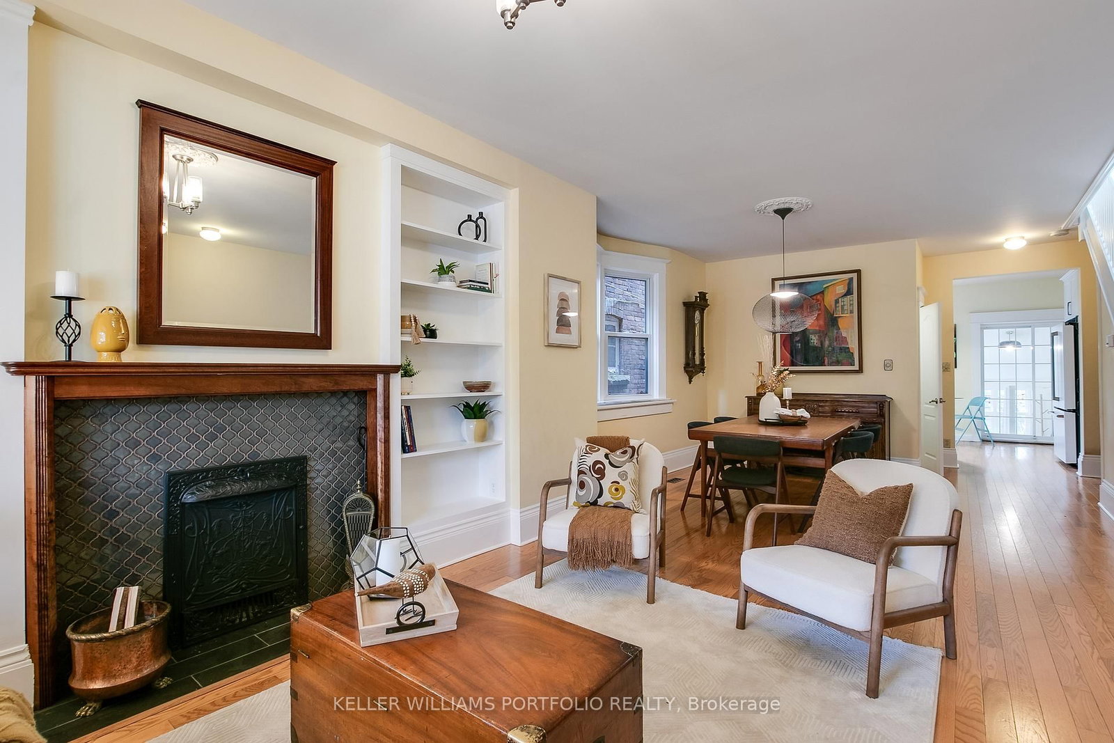 Listing Image 7