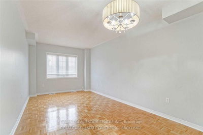 5787 Tiz Rd, Mississauga - Hurontario image-0-3