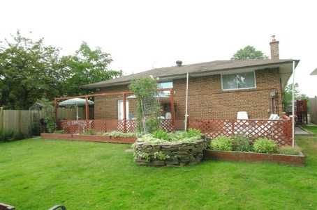 2730 Truscott Dr, Mississauga, L5J2B7 | Image 2