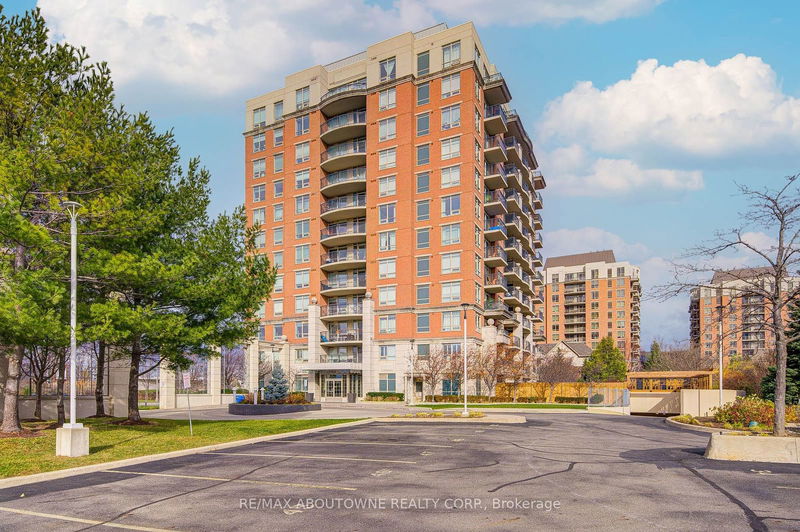 Unit 812 — 2365 Central Park Dr, Oakville - Uptown Core image-0-0