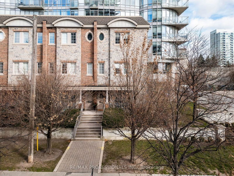 15 Windermere Ave #TH101, Toronto, Ontario (MLS W11881033)