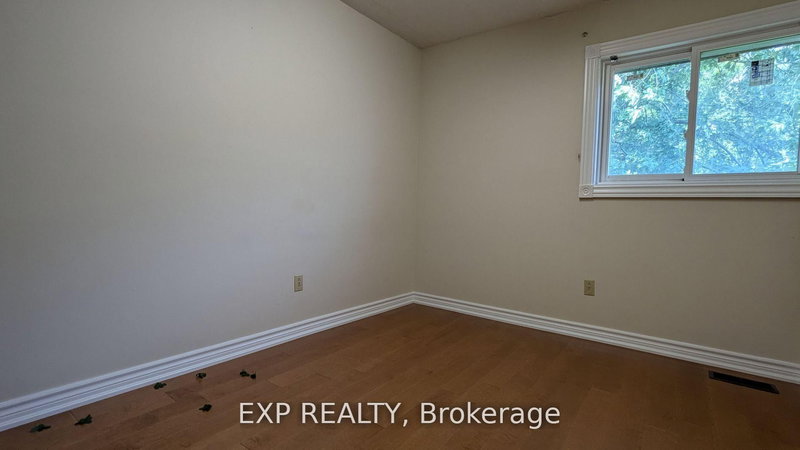 106 - 701 Burnhamthorpe Rd, Toronto, M9C 2Z6 | Image 3