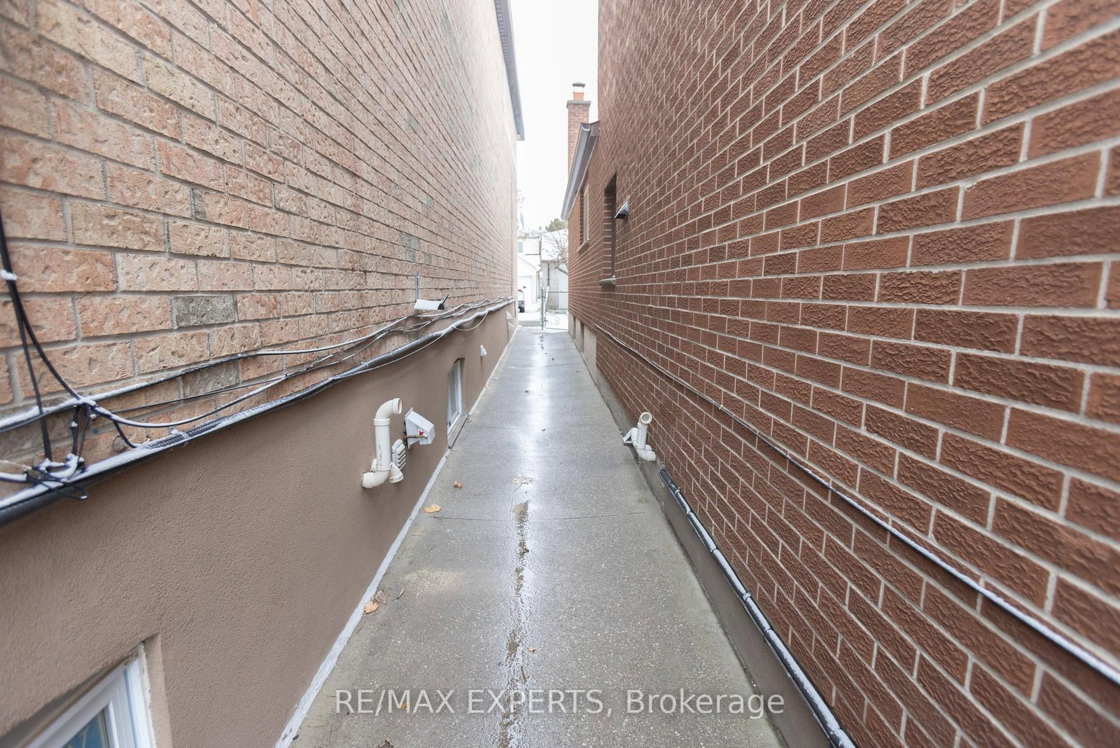 Listing Image 28