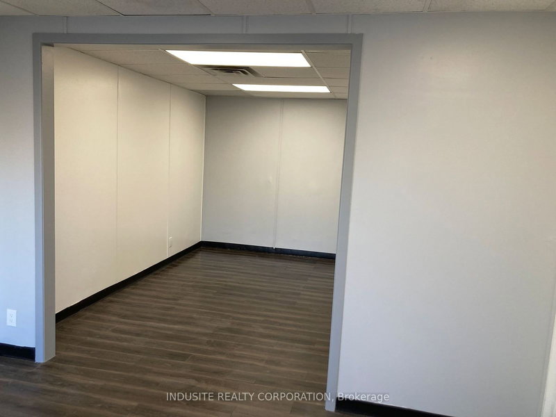 1A - 24 Brydon Dr, Toronto, M9W 5R6 | Image 3