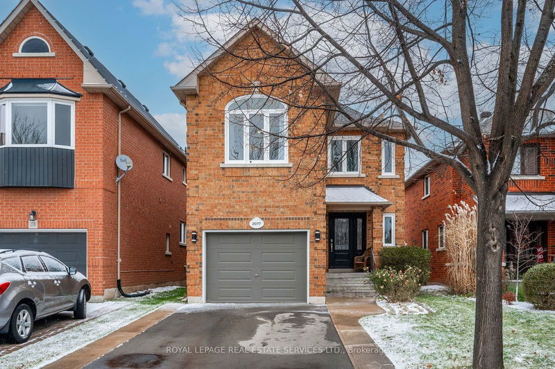 2077 Frontier Dr, Oakville, Ontario (MLS W11884247)