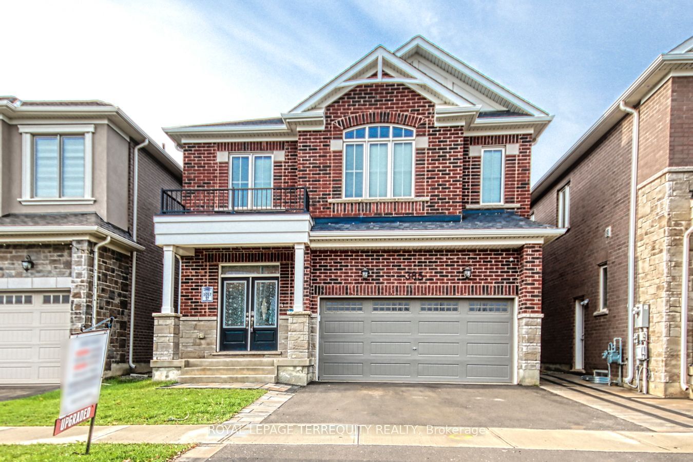 Building in 385 Gordon Krantz Avenue