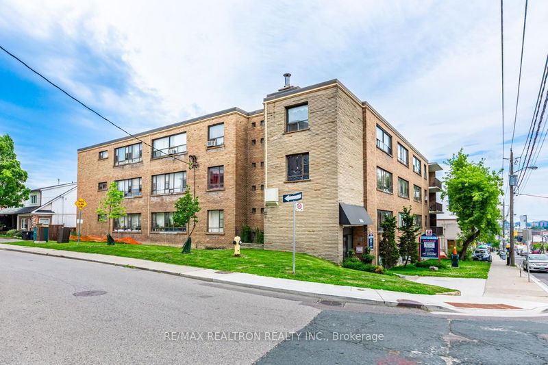 home for lease on 308-2515 Eglinton Avenue W