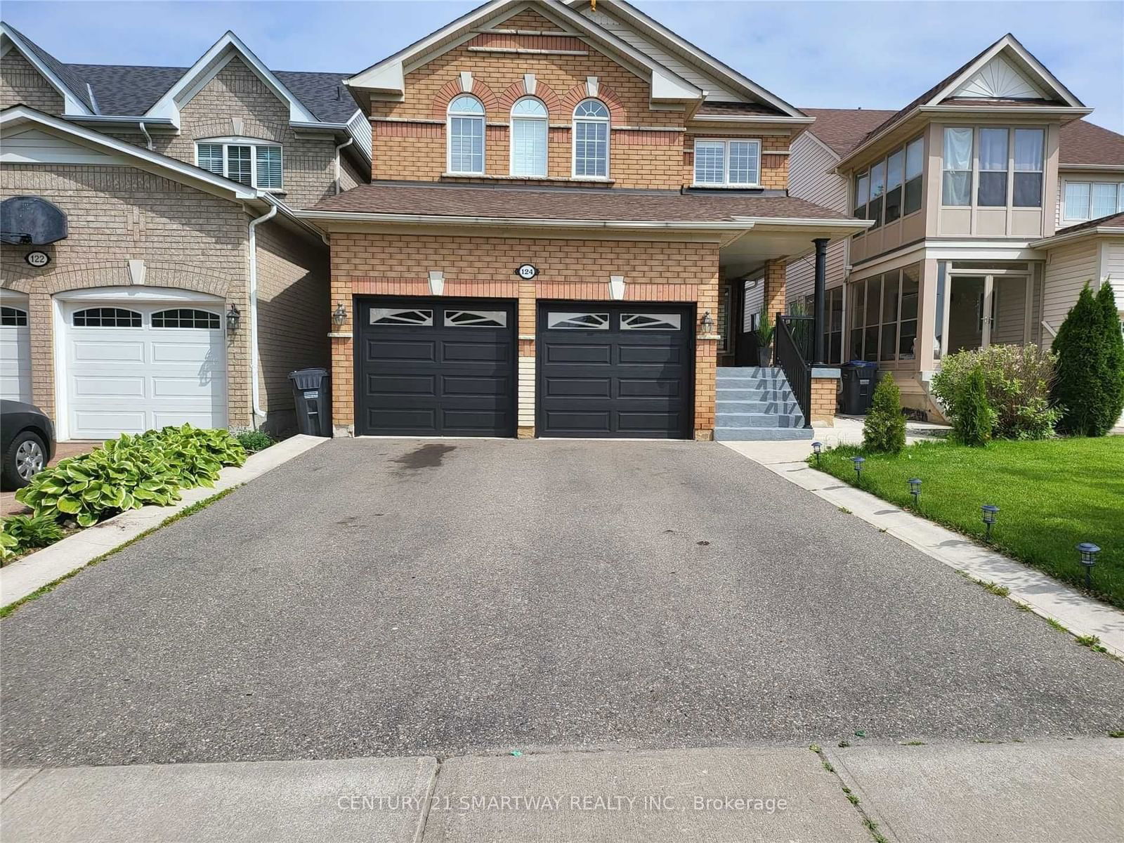 Building at 124 Porchlight Road, Brampton, Fletcher's Creek Village