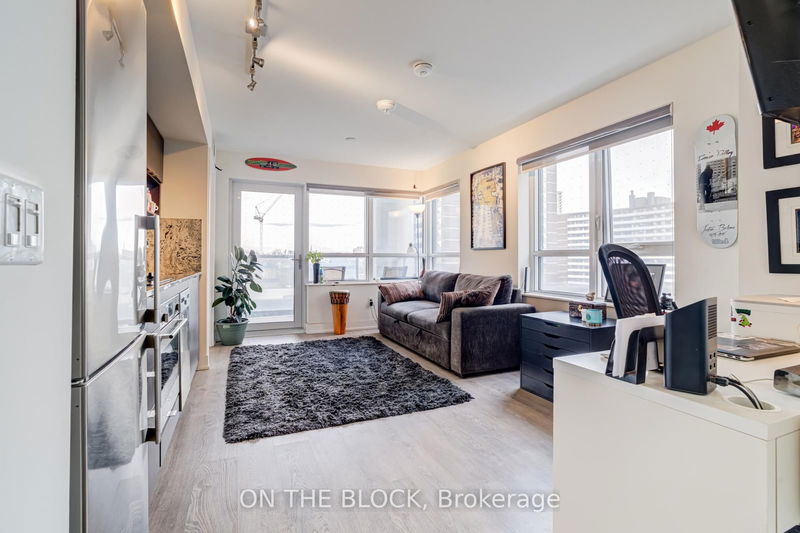 home for lease on 418-9 Mabelle Avenue