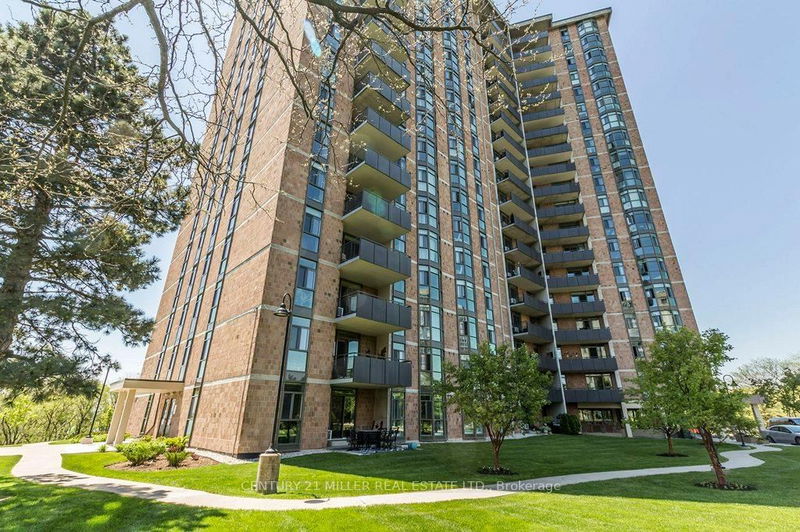 home for lease on 1809-5250 Lakeshore Road