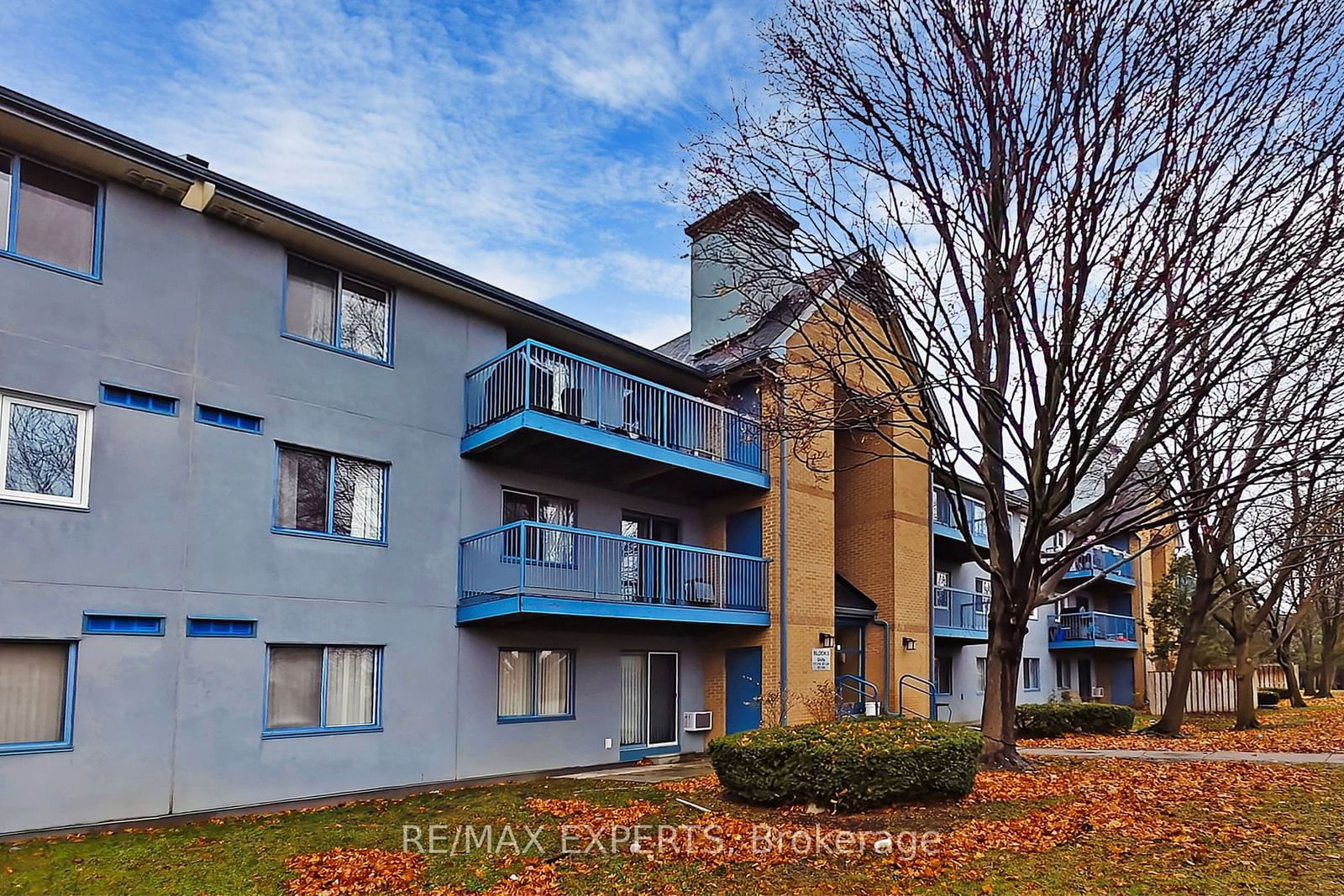 Condo for lease at 322-65 Trailwood Drive, Mississauga, Hurontario, L4Z 3L1 - MLS: W11889042