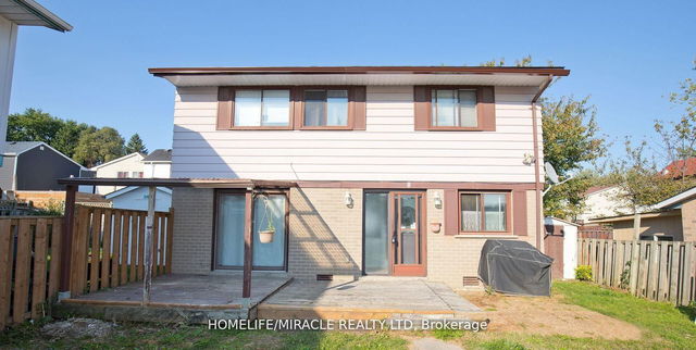 8 Hillbank Trail