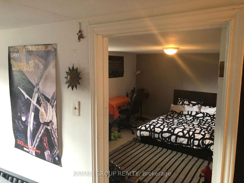 Room2
