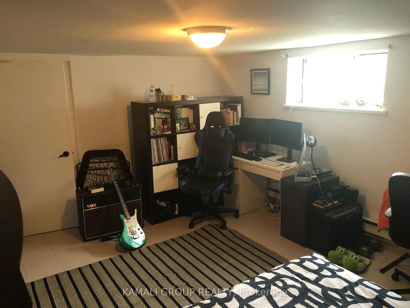 Room2