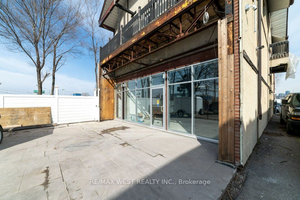 Commercial/Retail for lease at 2-1340 The Queensway, Toronto, Stonegate-Queensway, M8Z 1S4 - MLS: W11890835