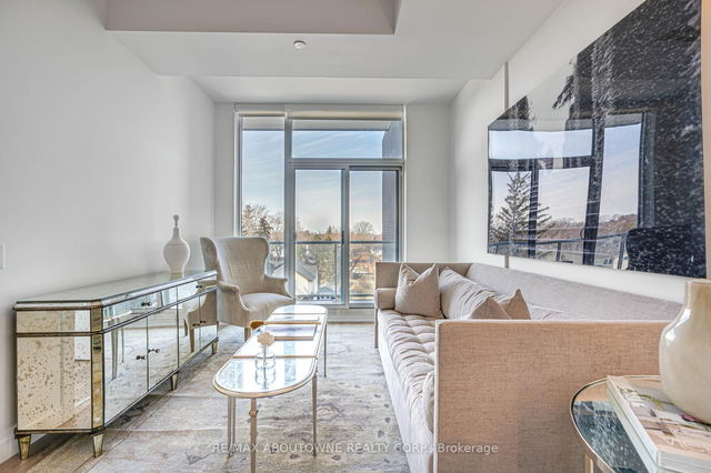 A0310 - 125 BRONTE Road