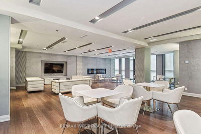 Unit 713 — 80 Esther Lorrie Dr, Toronto - West Humber-Clairville image-0-3