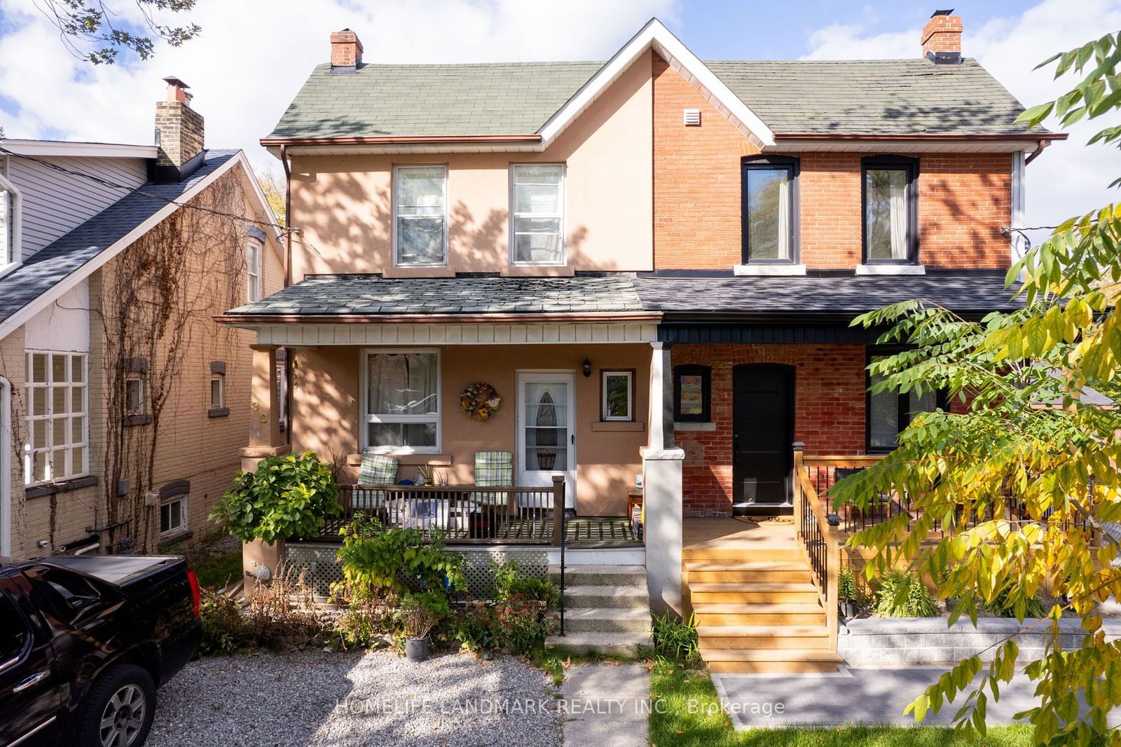 Semi-Detached House leased at 30 Ash Crescent, Toronto, Long Branch, M8W 1E4 - MLS: W11895130