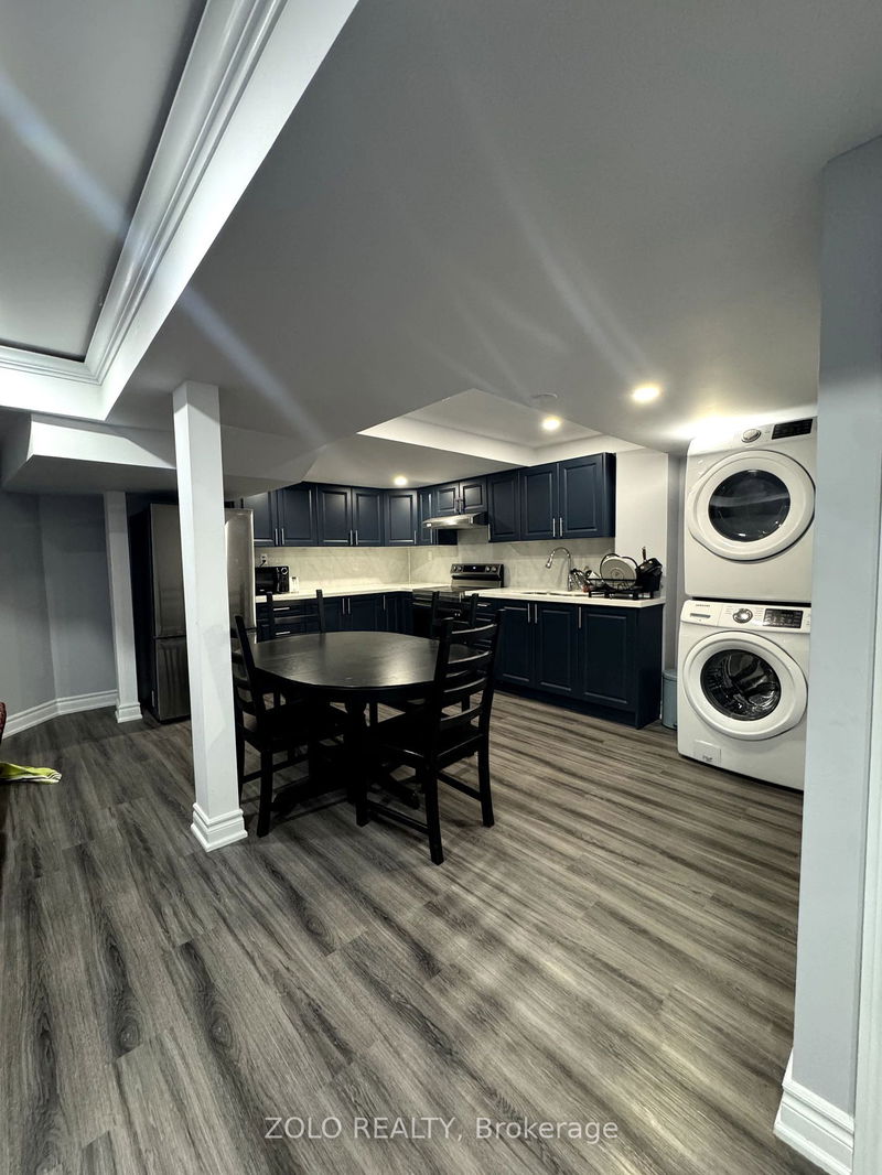 home for lease on 5233 Floral Hill Crescent