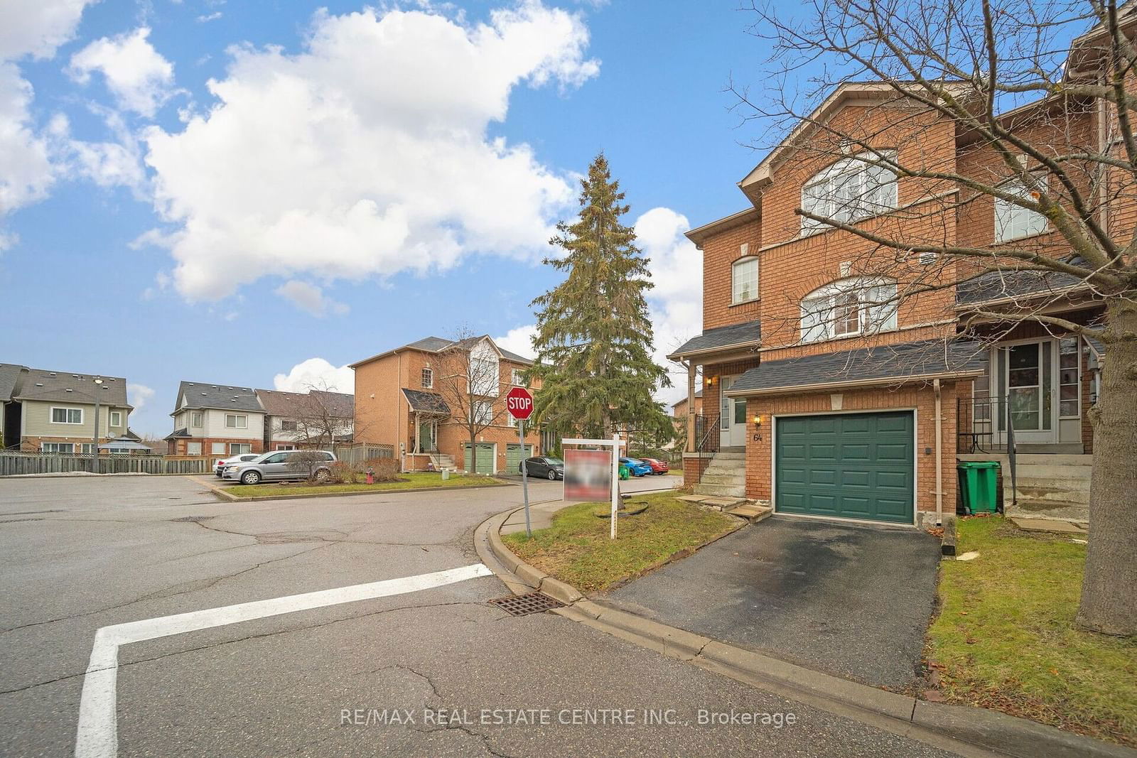 Townhouse for sale at 64-65 Brickyard Way, Brampton, Brampton North, L6V 4M2 - MLS: W11895312