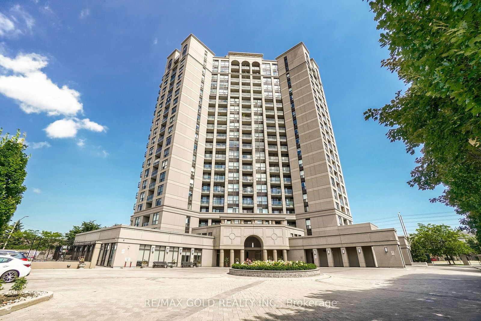 Condo leased at 102-220 Forum Drive, Mississauga, Hurontario, L4Z 4K1 - MLS: W11895942