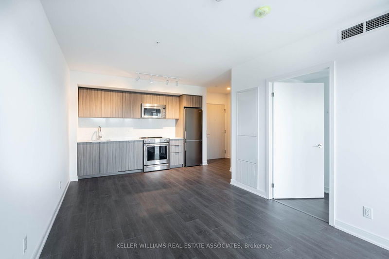 home for lease on 404-30 Samuel Wood Way