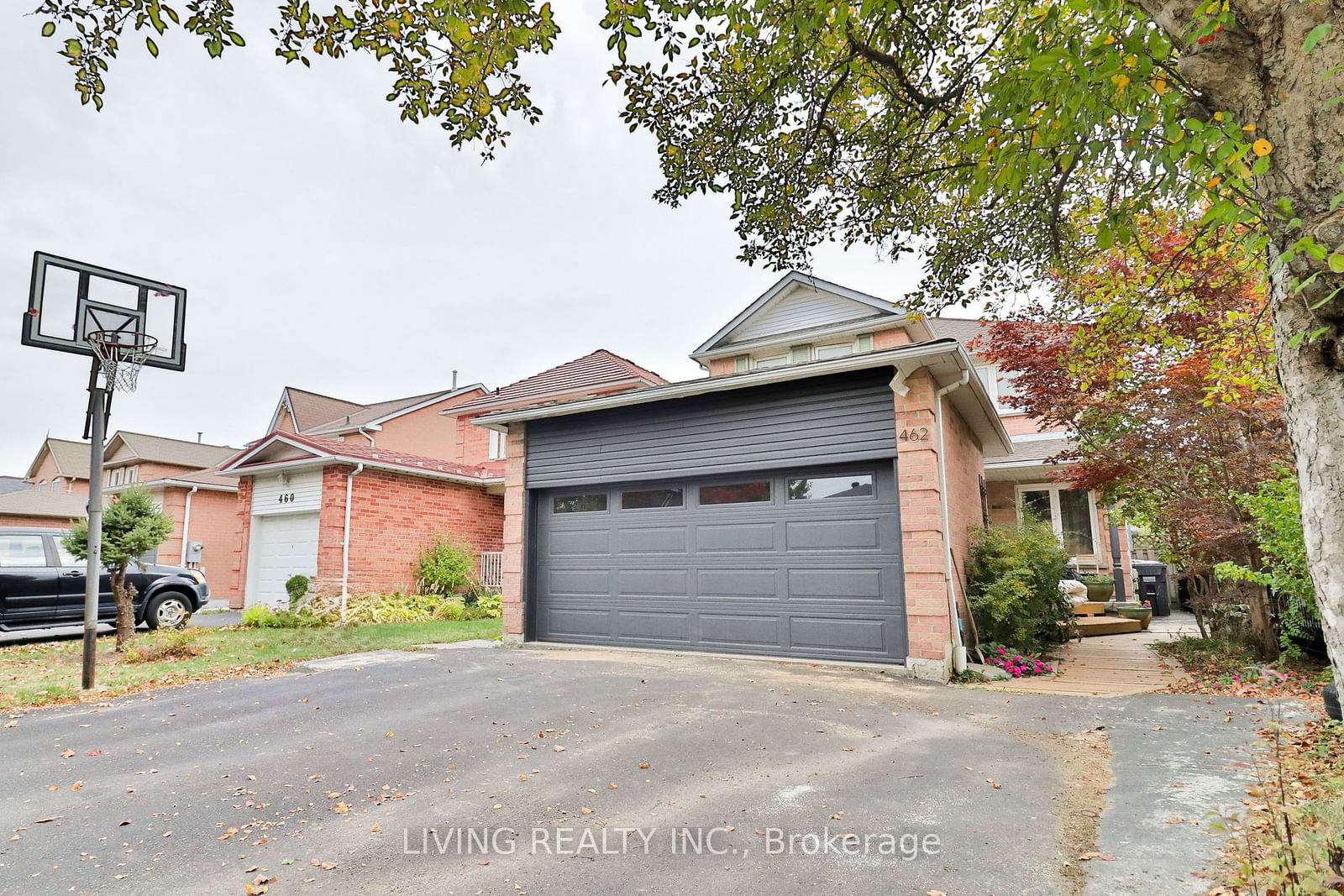 Detached House for sale at 462 Luzon Crescent, Mississauga, Fairview, L5B 3W9 - MLS: W11896993