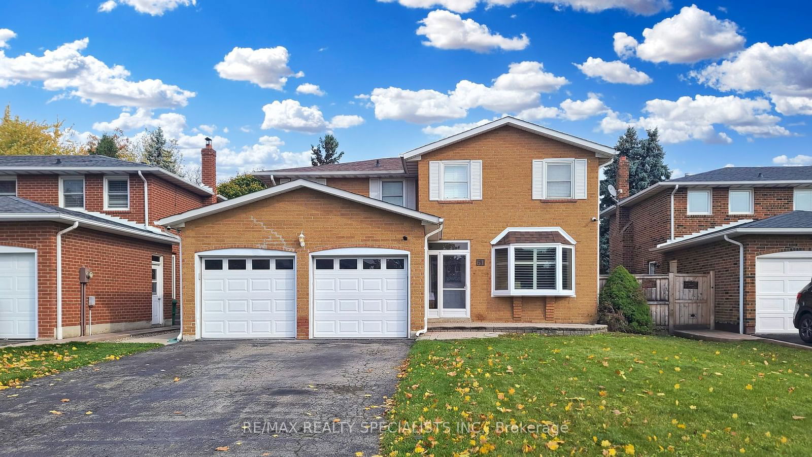 Building in 61 Braidwood Lake Road