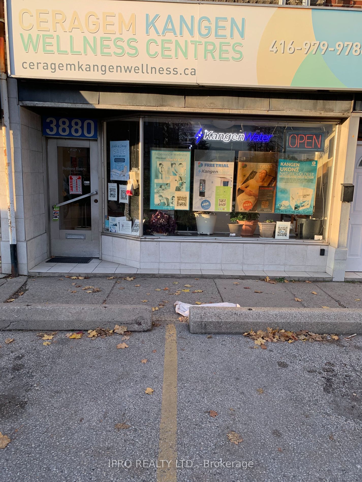 Commercial/Retail leased at 3880 Bloor Street, Toronto, Islington-City Centre West, M9B 1L3 - MLS: W11897266