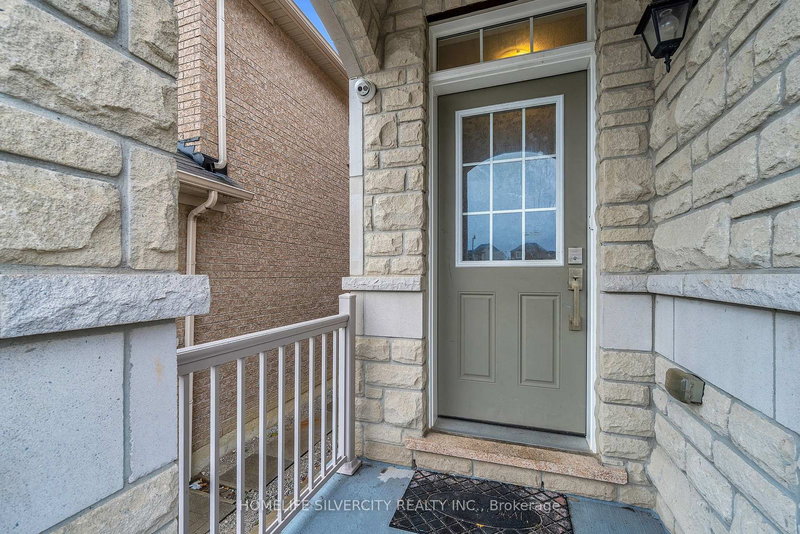 93 Education Rd, Brampton, L6P 3W3 | Image 3