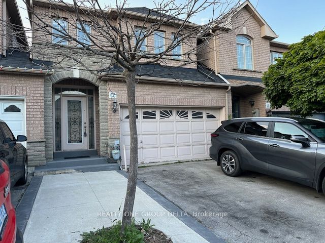 Townhouse leased at 63d View Green, Master Bedrm Crescent, Toronto, West Humber-Clairville, M9W 7E1 - MLS: W11900921