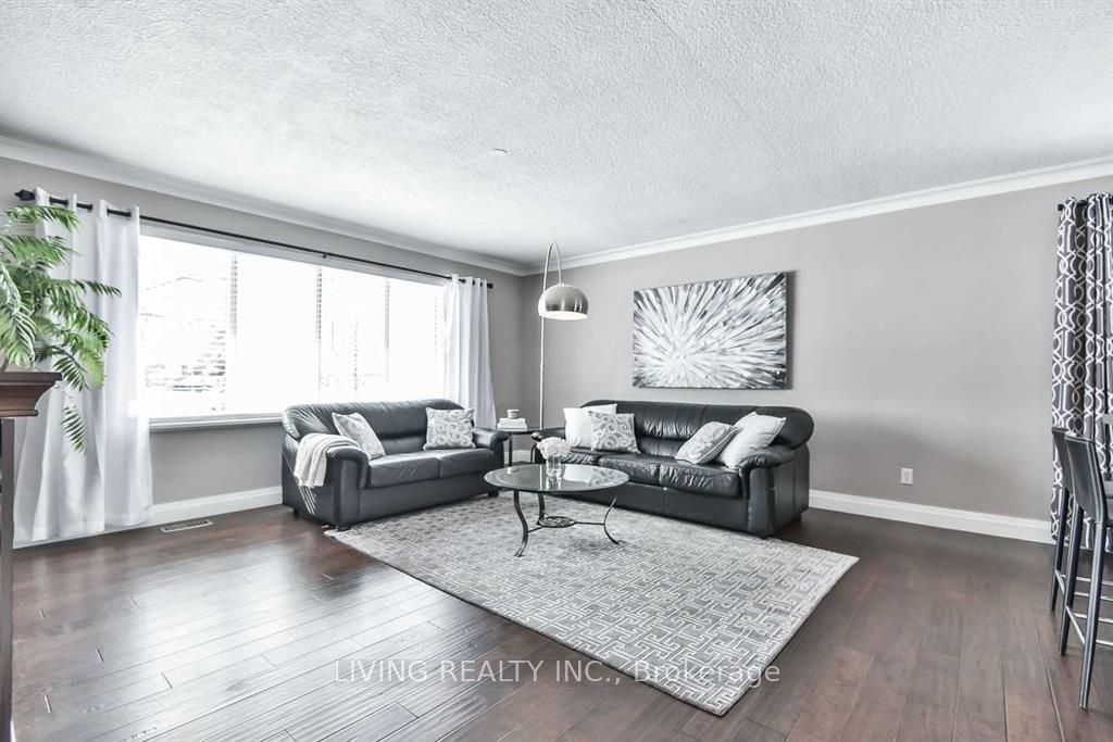 Property leased at 49 Suburban Drive, Mississauga, Streetsville, L5N 1H1 - MLS: W11901244