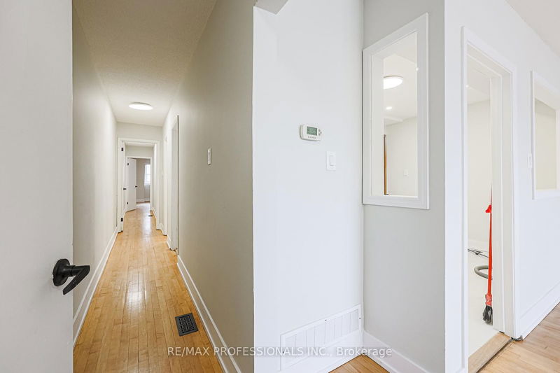 Room1