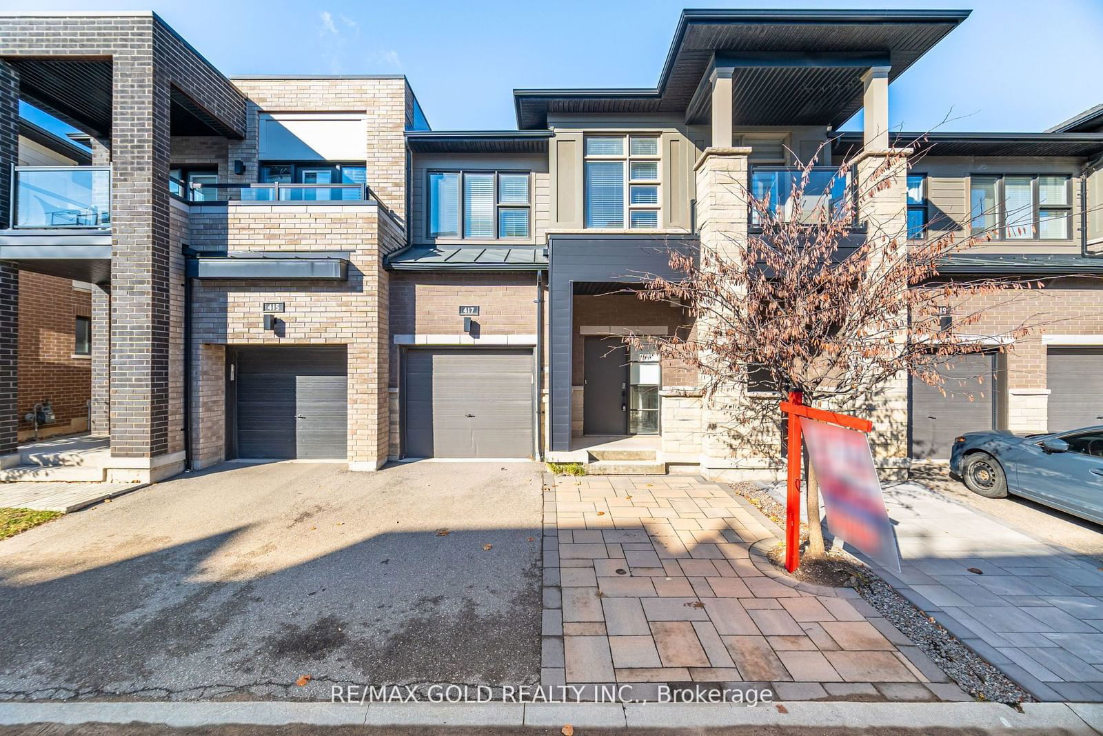 Townhouse leased at 417 Athabasca Common, Oakville, Uptown Core, L6H 0R6 - MLS: W11901423