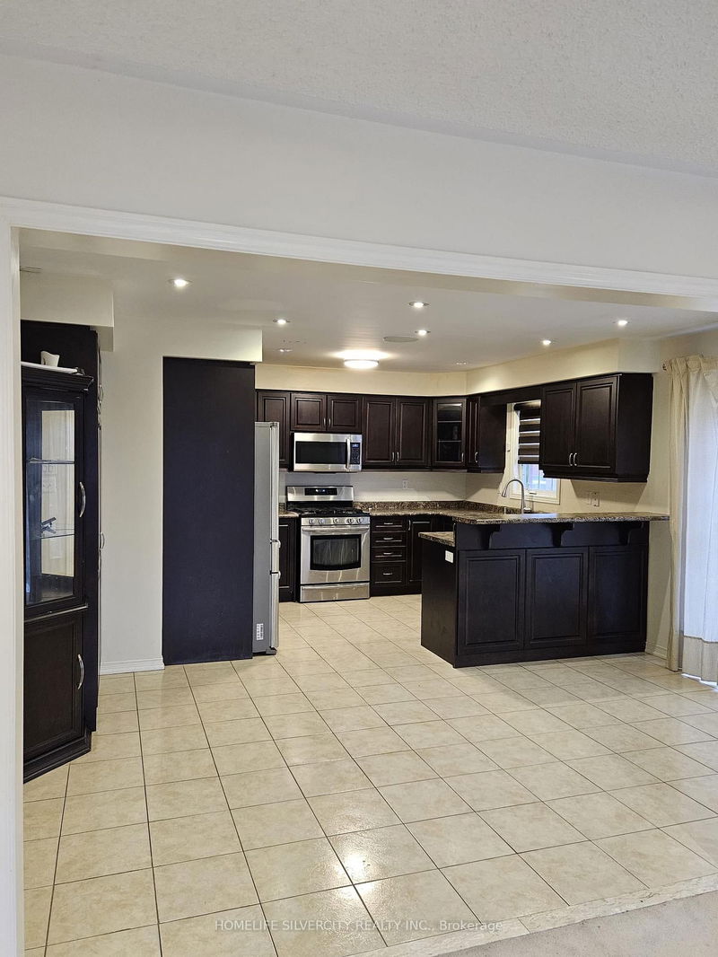 home for lease on 515 Nairn Circle