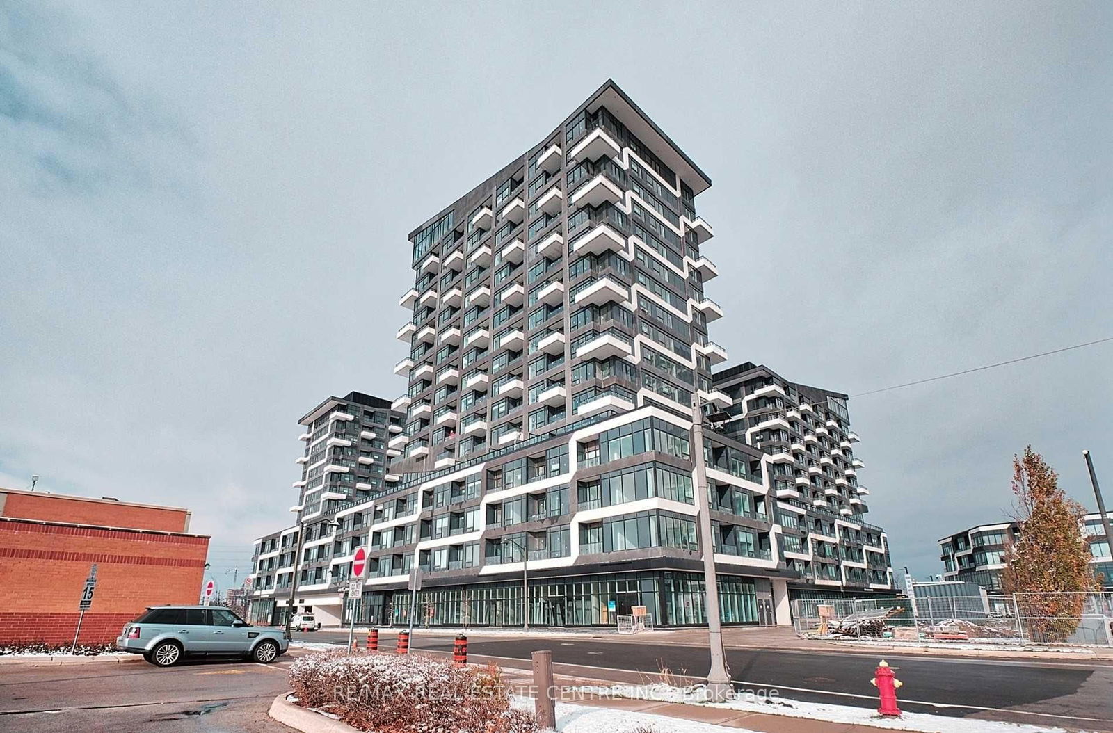 Condo leased at 309-2481 Taunton Road, Oakville, Uptown Core, L6H 3R7 - MLS: W11901833