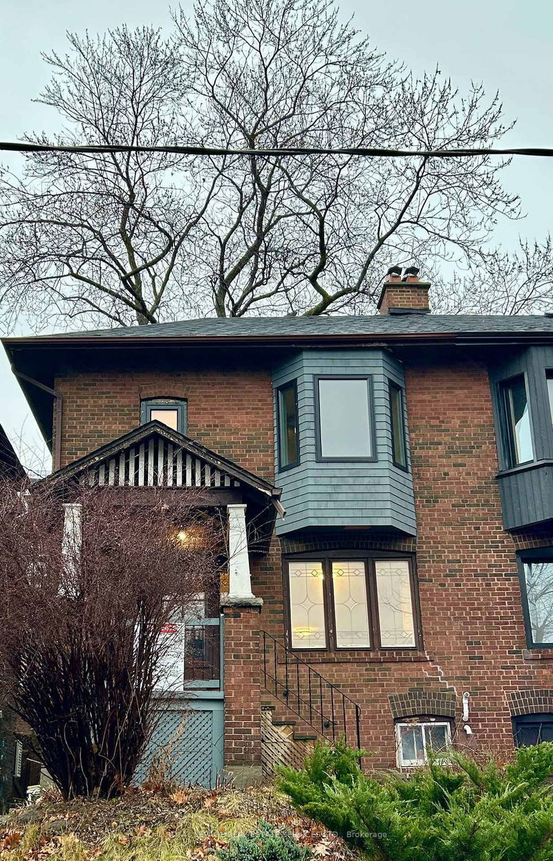 home for lease on 21 Claude Avenue