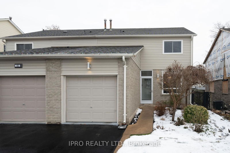 home for sale on 13 Sparklett Crescent