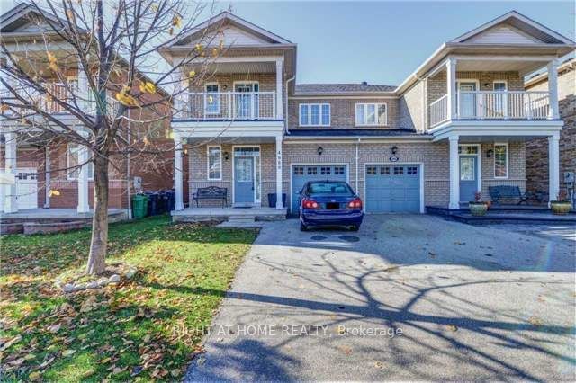 Semi-Detached House leased at 4886 Yorkshire Avenue, Mississauga, Hurontario, L4Z 4H6 - MLS: W11902053