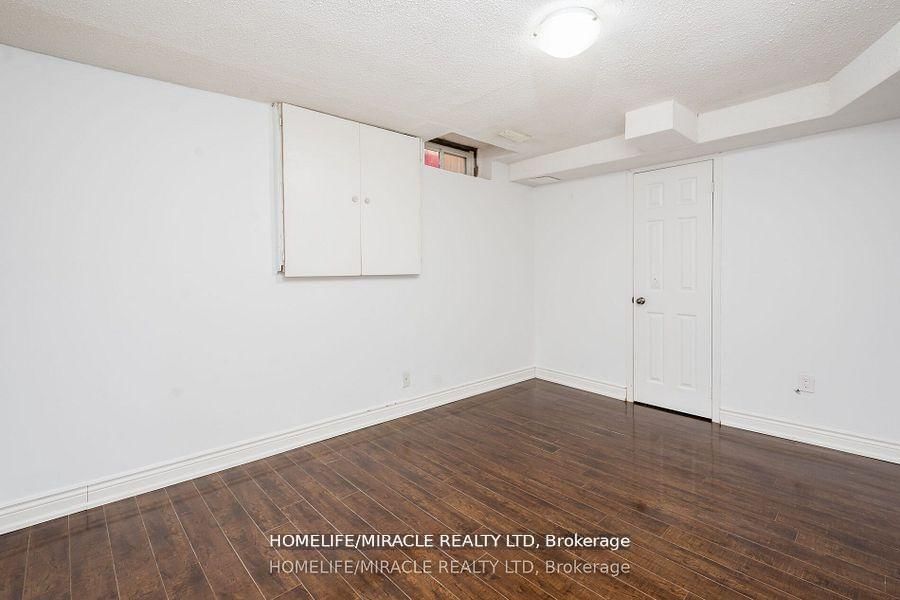 Listing Image 33