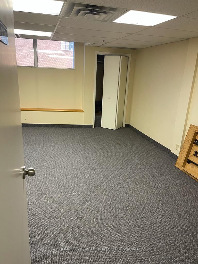 6 - 259 Traders Blvd E, Mississauga, L4Z 2E5 | Image 2