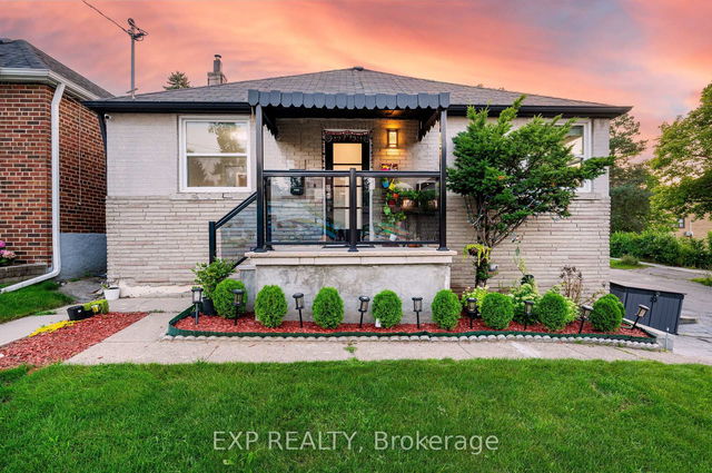 Upper - 54 Stephen Drive