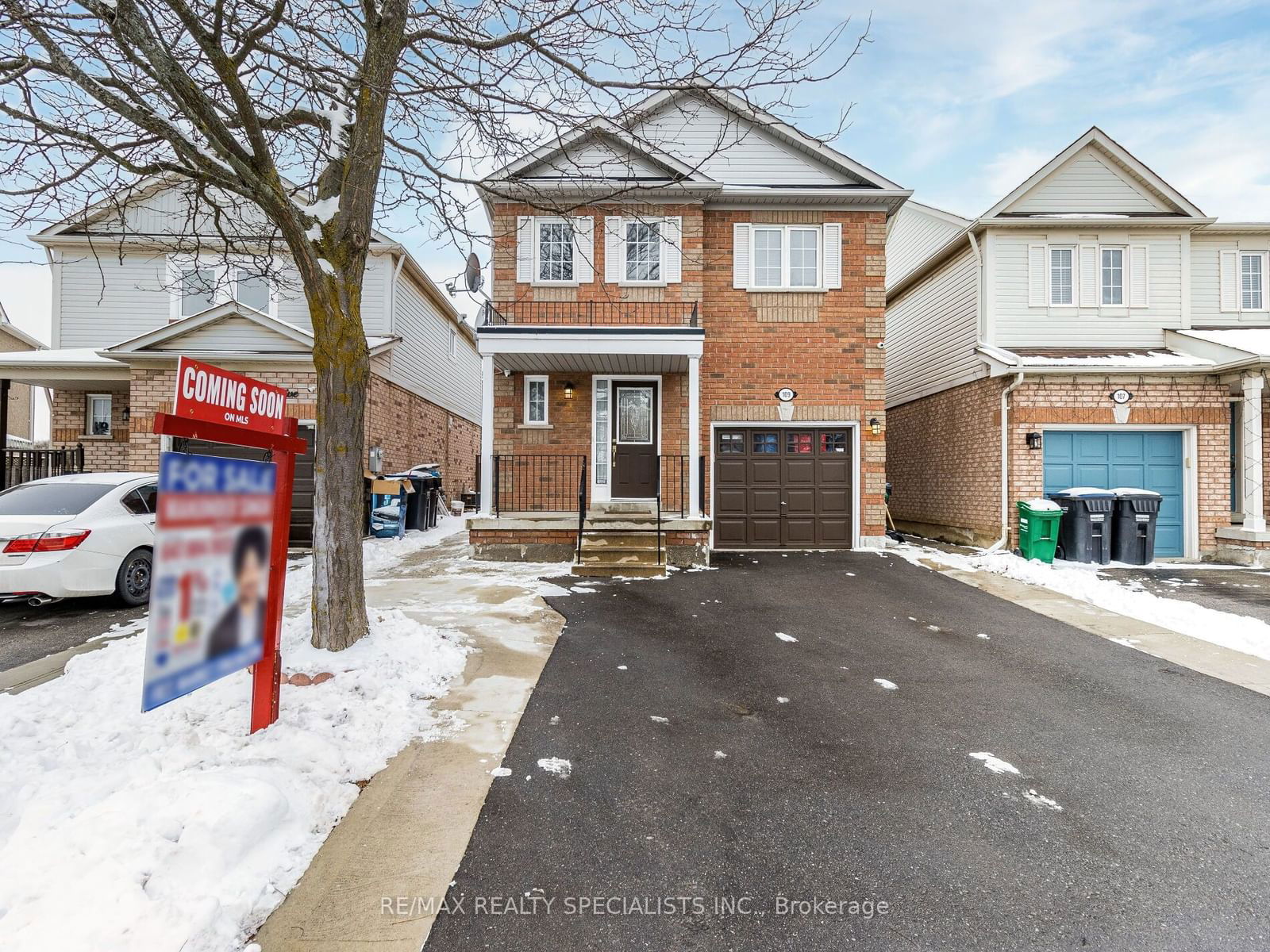 Detached House sold at 109 Woodhaven Drive, Brampton, Northwest Brampton, L7A 1Y4 - MLS: W11903220