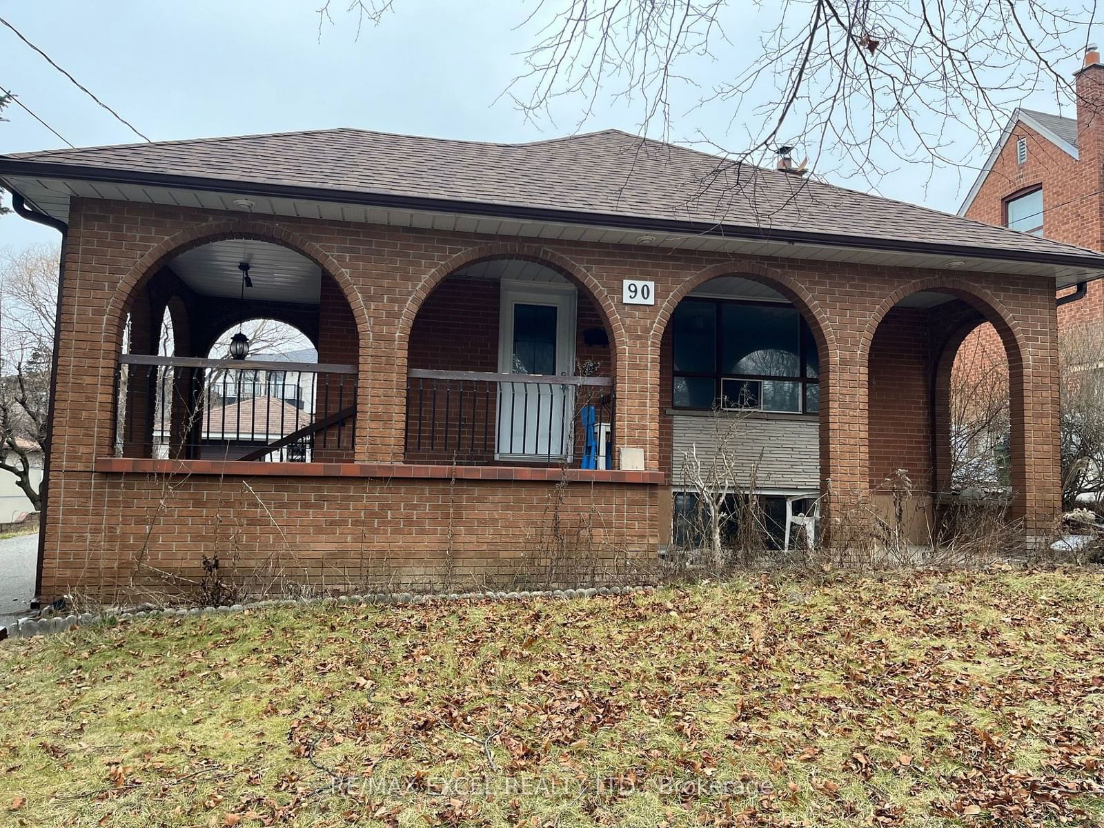 Building at 90 Flamborough Drive, Toronto, Brookhaven-Amesbury