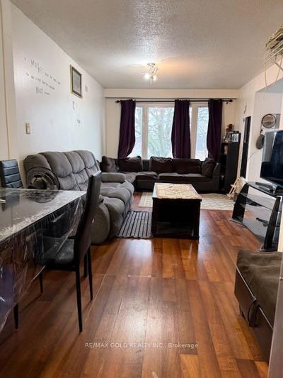 7335 Darcel Ave, Mississauga - Malton image-0-3
