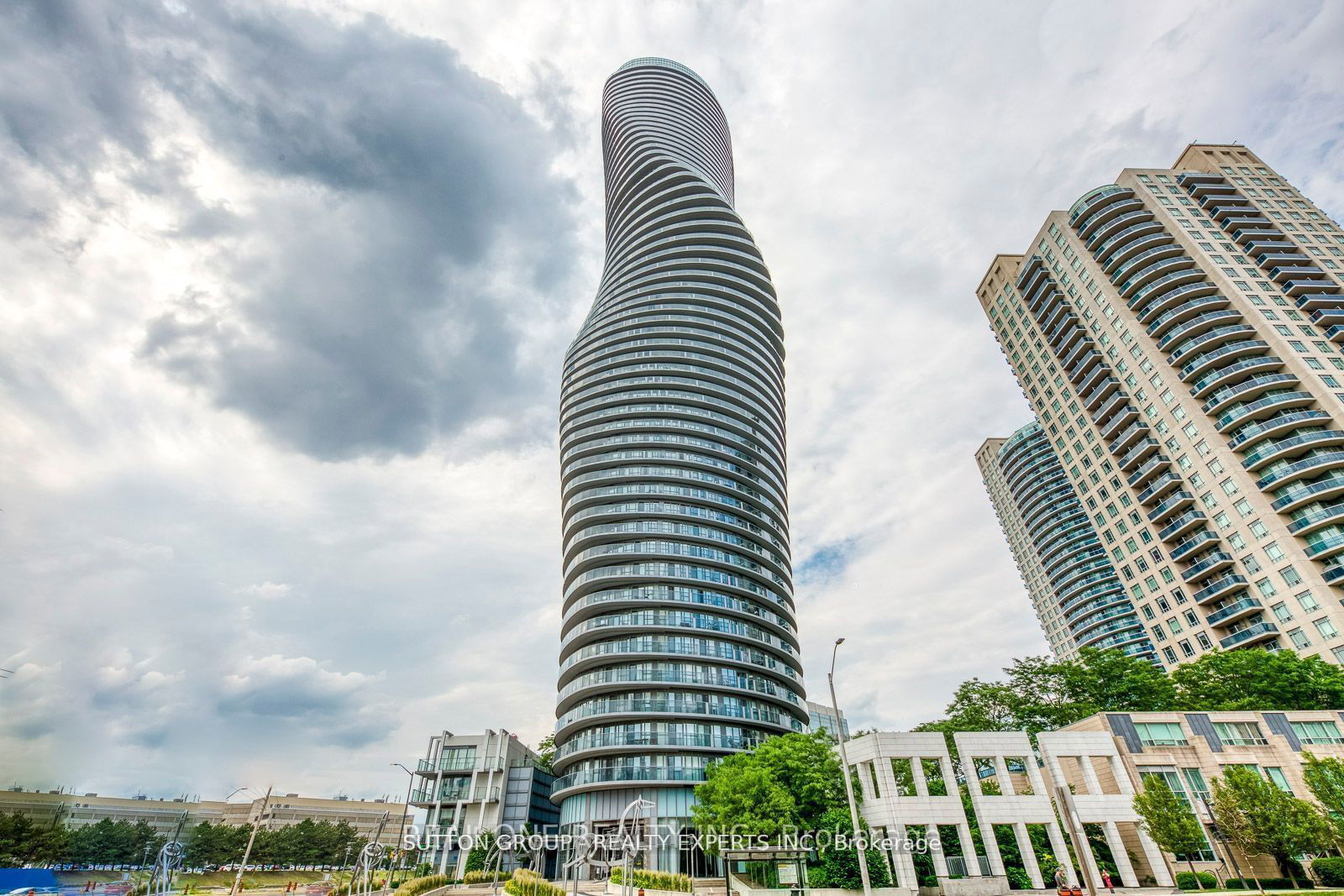 Condo leased at 2406-60 Absolute Avenue, Mississauga, City Centre, L4Z 0A9 - MLS: W11903632