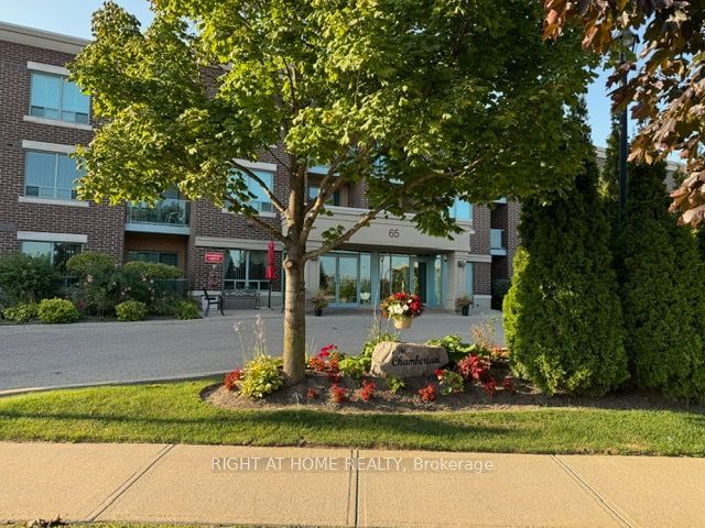 Condo sold at 306-65 Via Rosedale Way, Brampton, Sandringham-Wellington, L6R 3N8 - MLS: W11903761