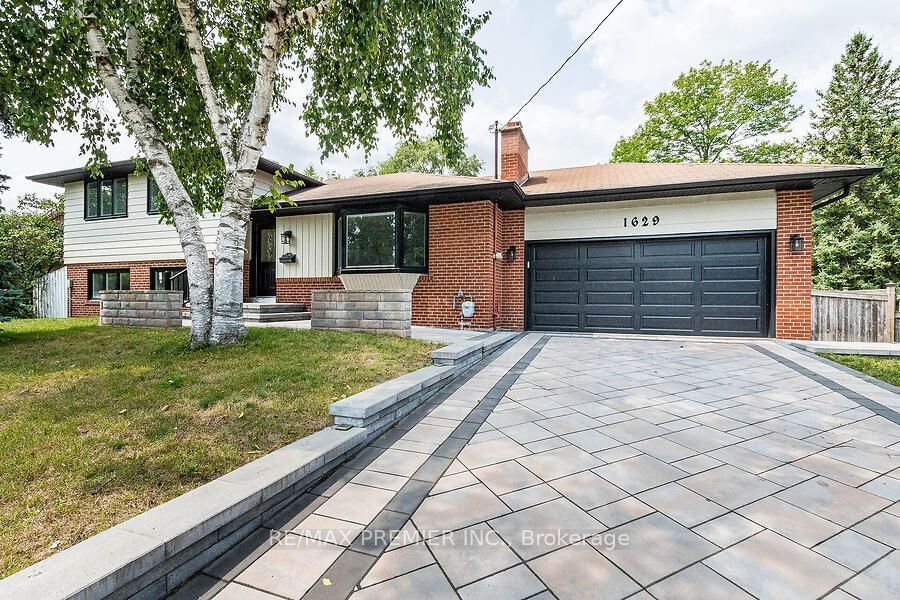 Detached House for sale at 1629 Wembury Road, Mississauga, Lorne Park, L5J 2L8 - MLS: W11903867